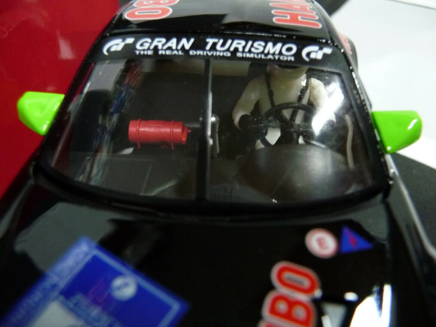 NSR 1:32 0021AW Porsche 997 GT3 Haribo No.8 Black 2011 slot car also suits scalextric/carrera - Image 5