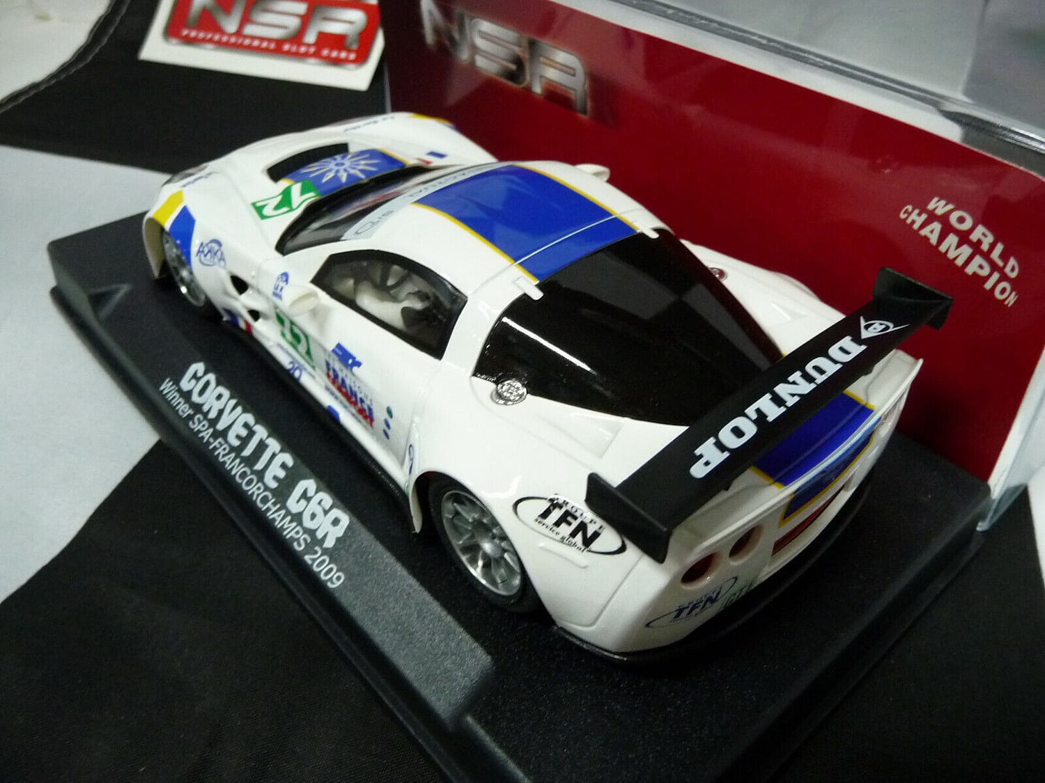 NSR 1:32 1181AW Corvette C6R Luc Alphand Adventures No.72 scalextric/carrera - Image 6