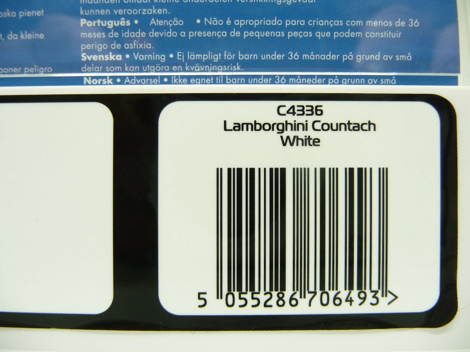 Scalextric C4336 Lamborghini Countach - White - Image 4