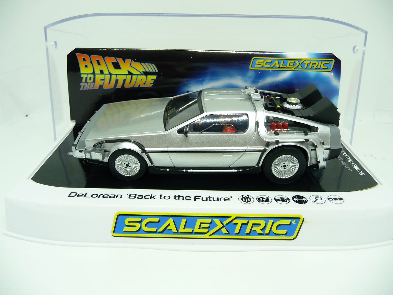 Scalextric C4117 Delorean - 'Back to the Future slot car also suits Carrera - Image 2