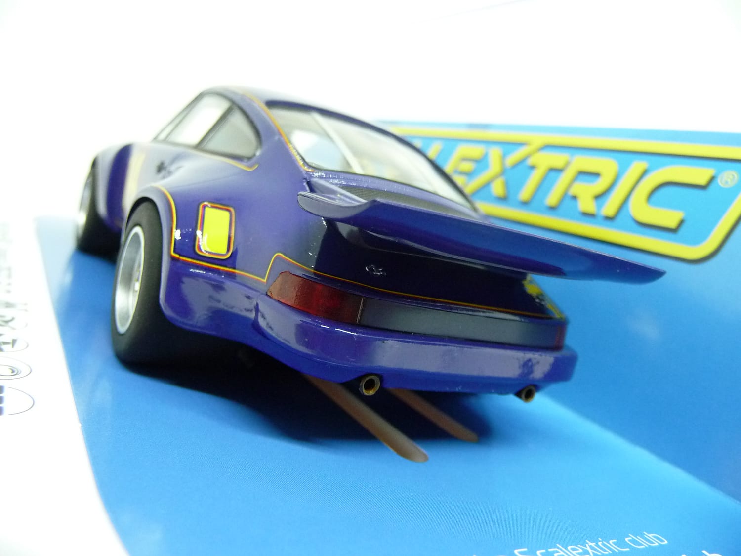 Scalextric C4241 Porsche 911 Carrera RSR Trans Am 1974 Al Holbert slot car also suits Carrera - Image 3