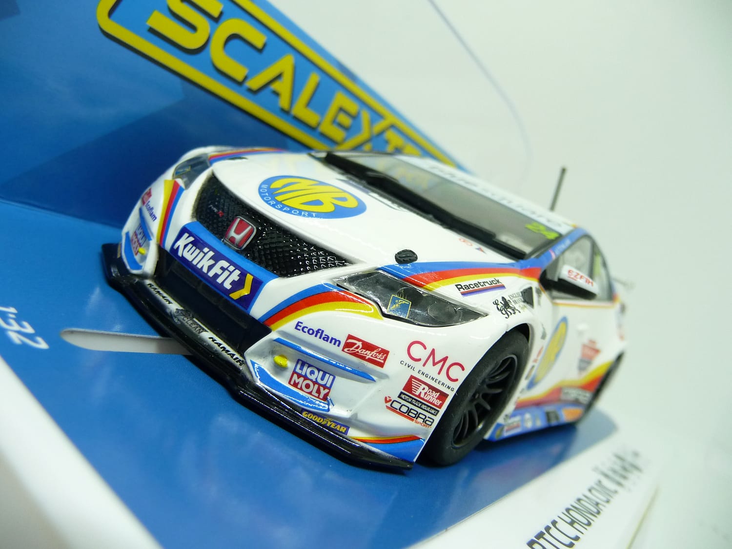 Scalextric C4210 1:32 BTCC Honda Civic Type R NGTC No24 Jake Hill Slot car