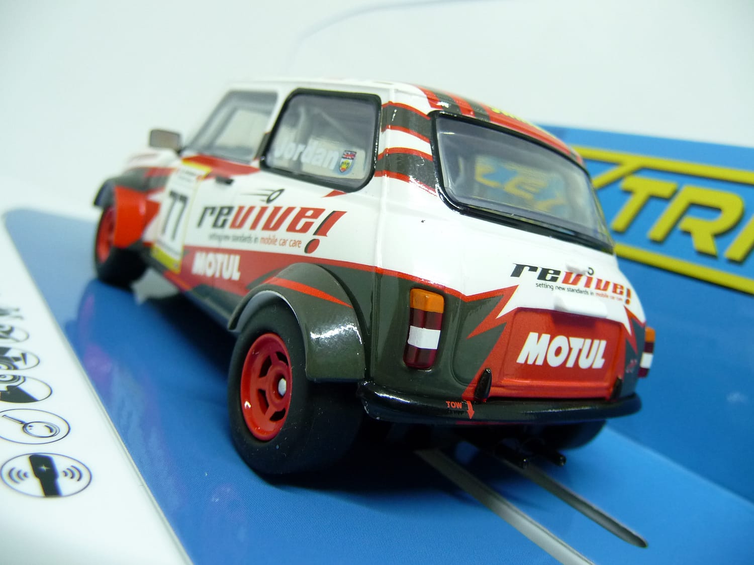 Scalextric C4344 Mini Miglia - Jrt Racing Team - Andrew Jordan - Image 4