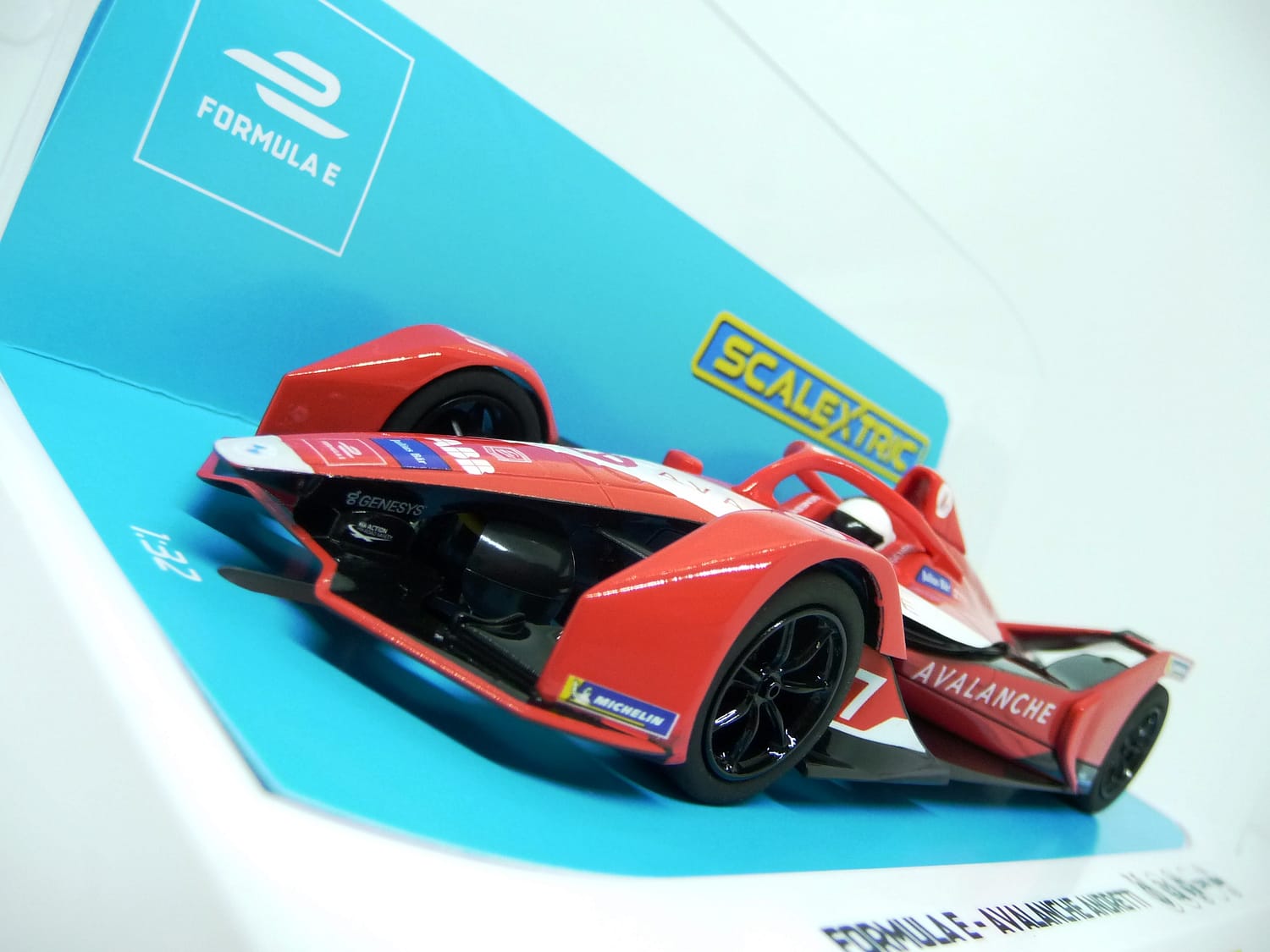 Scalextric C4315 Formula E - Avalanche Andretti - Season 8 - Jake Dennis