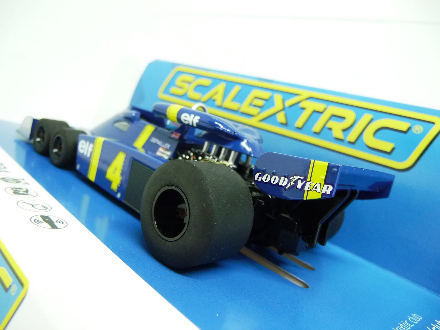 Scalextric C4328 Tyrrell P34 - 1976 Spanish Gp - Image 3