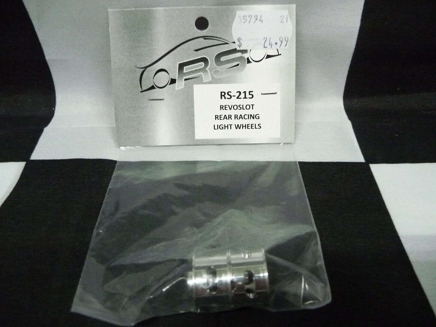 RevoSlot RS-215 RevoSlot Rear Racing Light Wheels