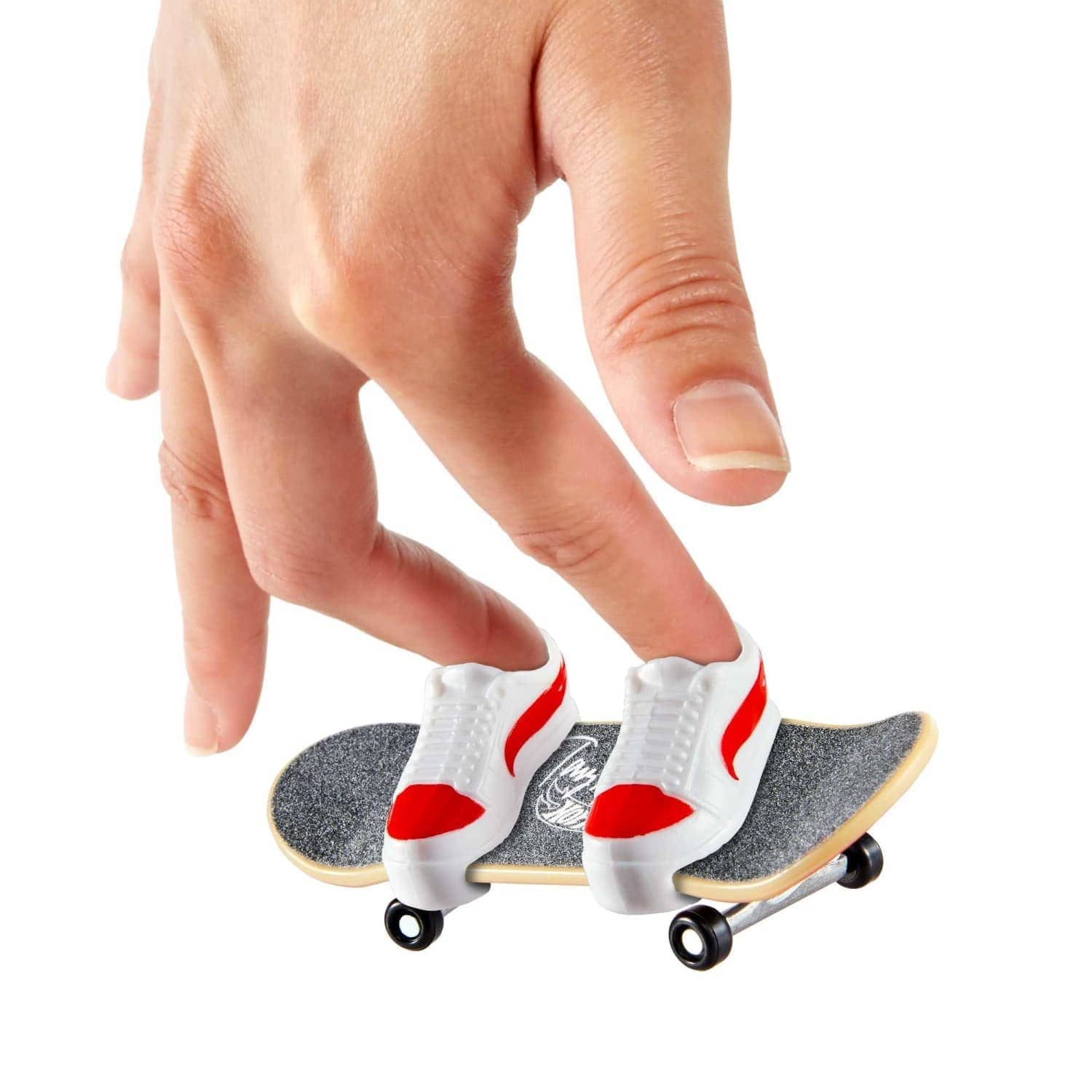 Hot Wheels® - Skate Fingerboards & Skate Shoes Multipack Toy For Kids (styles May Vary) - Image 3