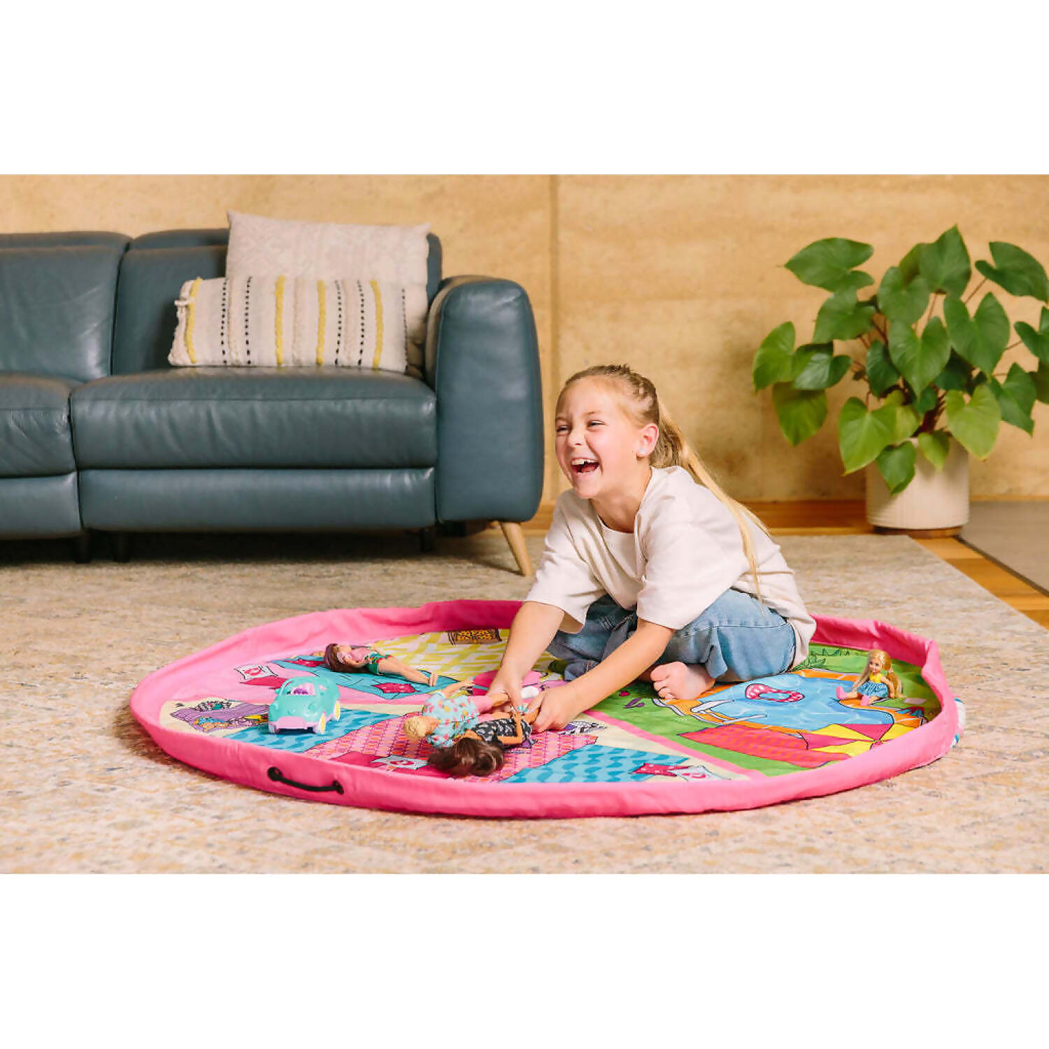 Barbie - Malibu Play Pouch Toy Storage Bag & Mat - Mattel - Image 7