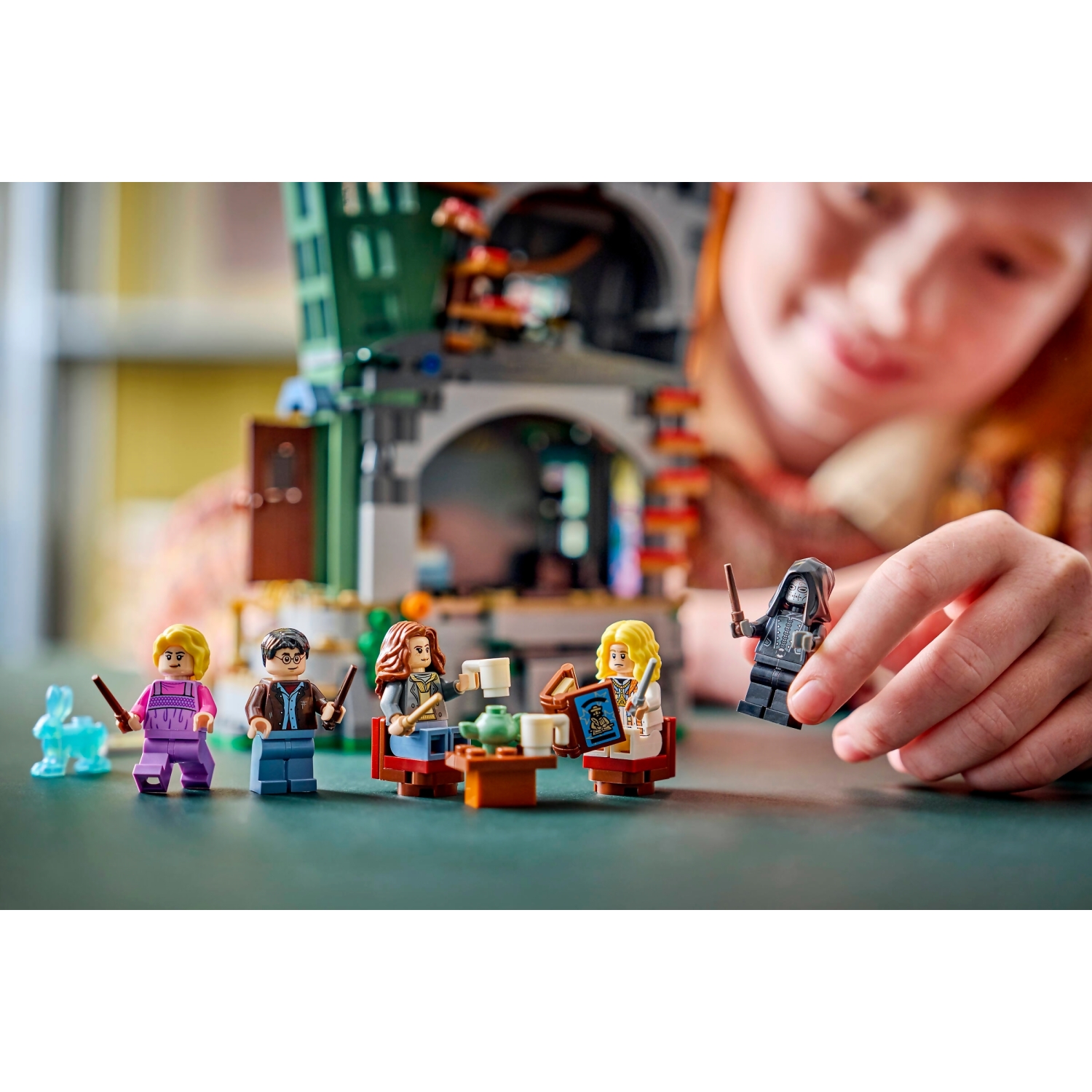 LEGO 76467 Luna Lovegood's House - Harry Potter - Image 8