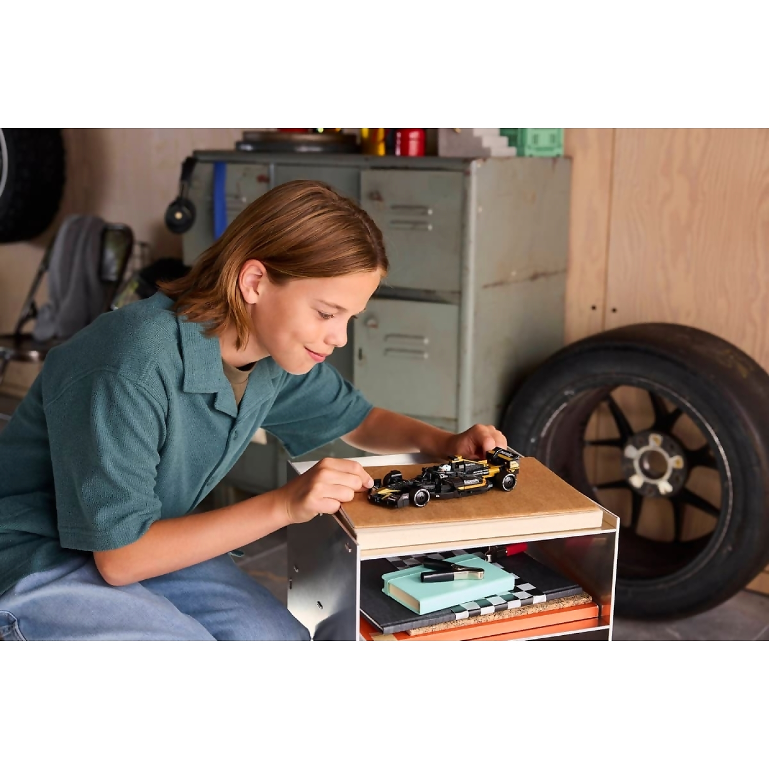 LEGO 77252 APXGP Team Race Car from F1® The Movie - Speed Champions - Image 7