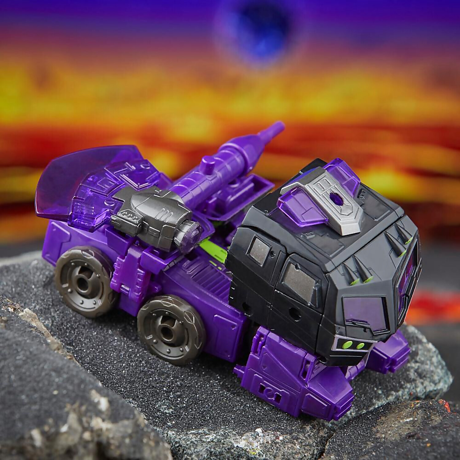 Transformers - Legacy United Animated Universe Decepticon Motormaster Action Figure - Hasbro - Image 6