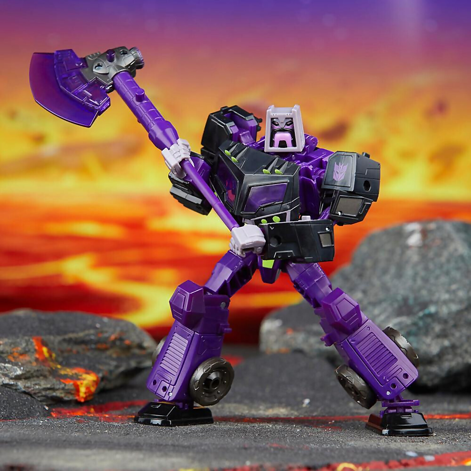 Transformers - Legacy United Animated Universe Decepticon Motormaster Action Figure - Hasbro - Image 8